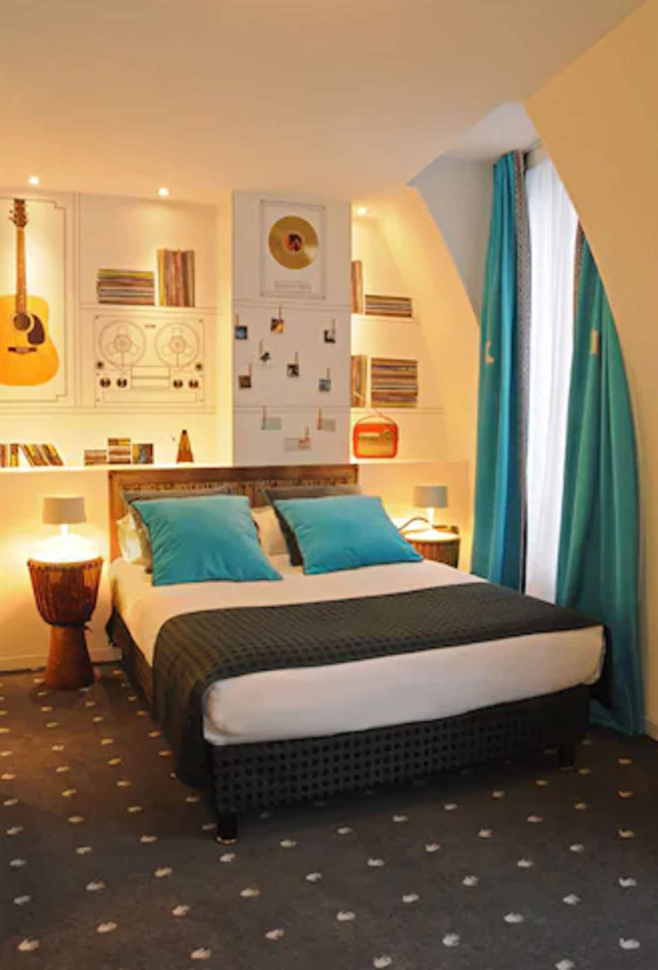 Hotel Du Triangle D'Or Paris Luaran gambar