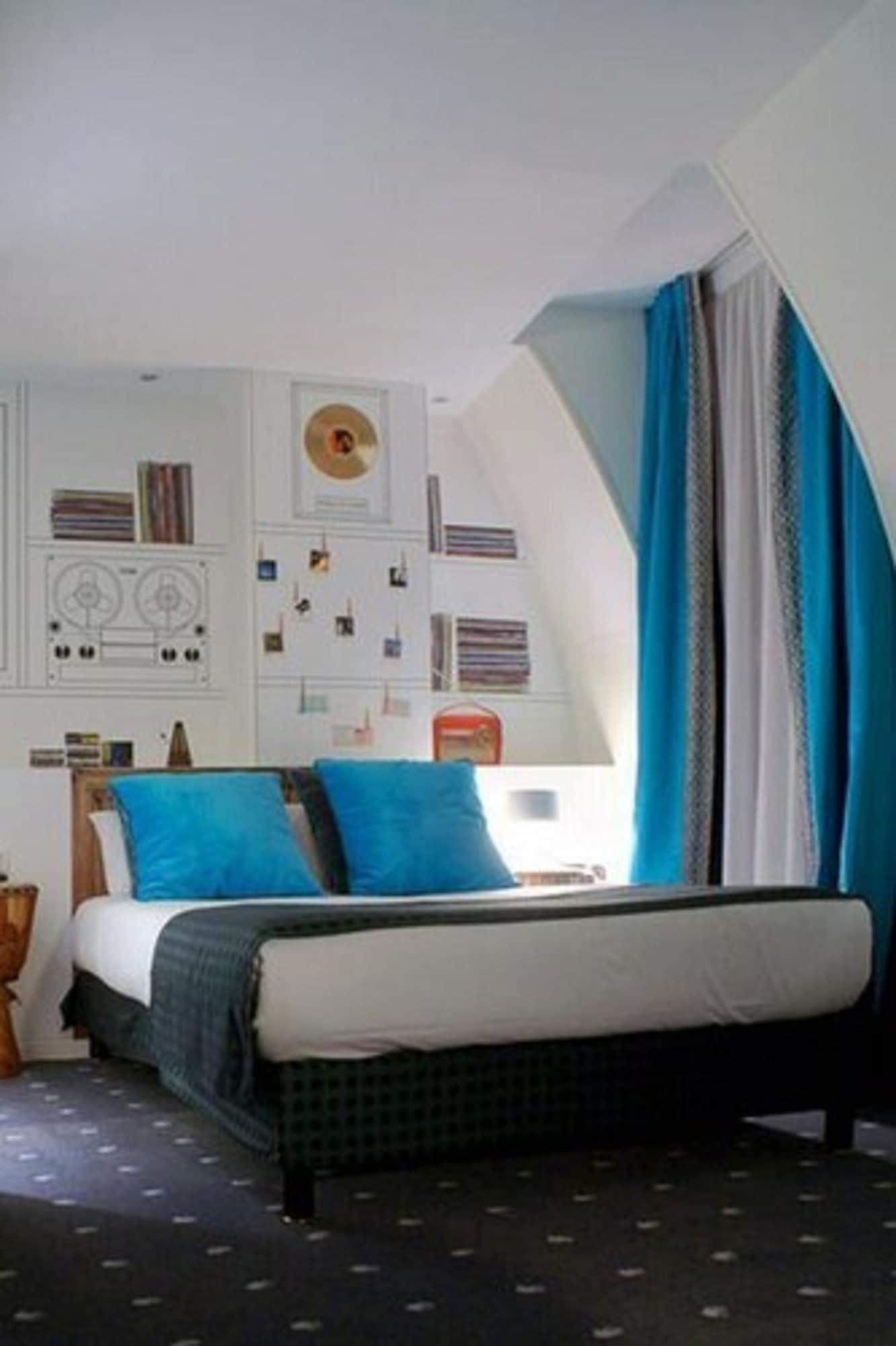 Hotel Du Triangle D'Or Paris Luaran gambar