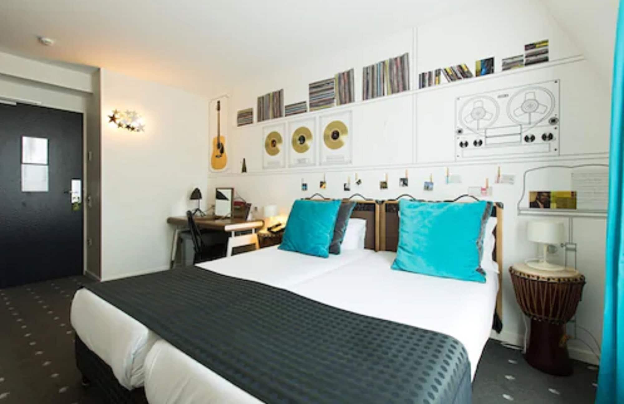 Hotel Du Triangle D'Or Paris Luaran gambar