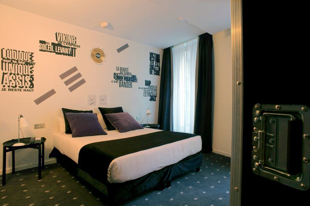 Hotel Du Triangle D'Or Paris Luaran gambar